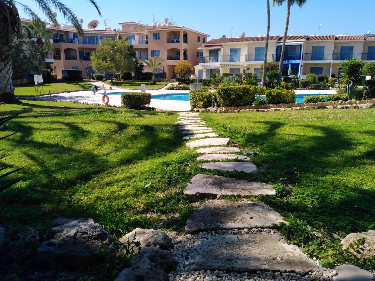 Paradise Gardens II Anastasia Apartment Paphos Exteriér fotografie